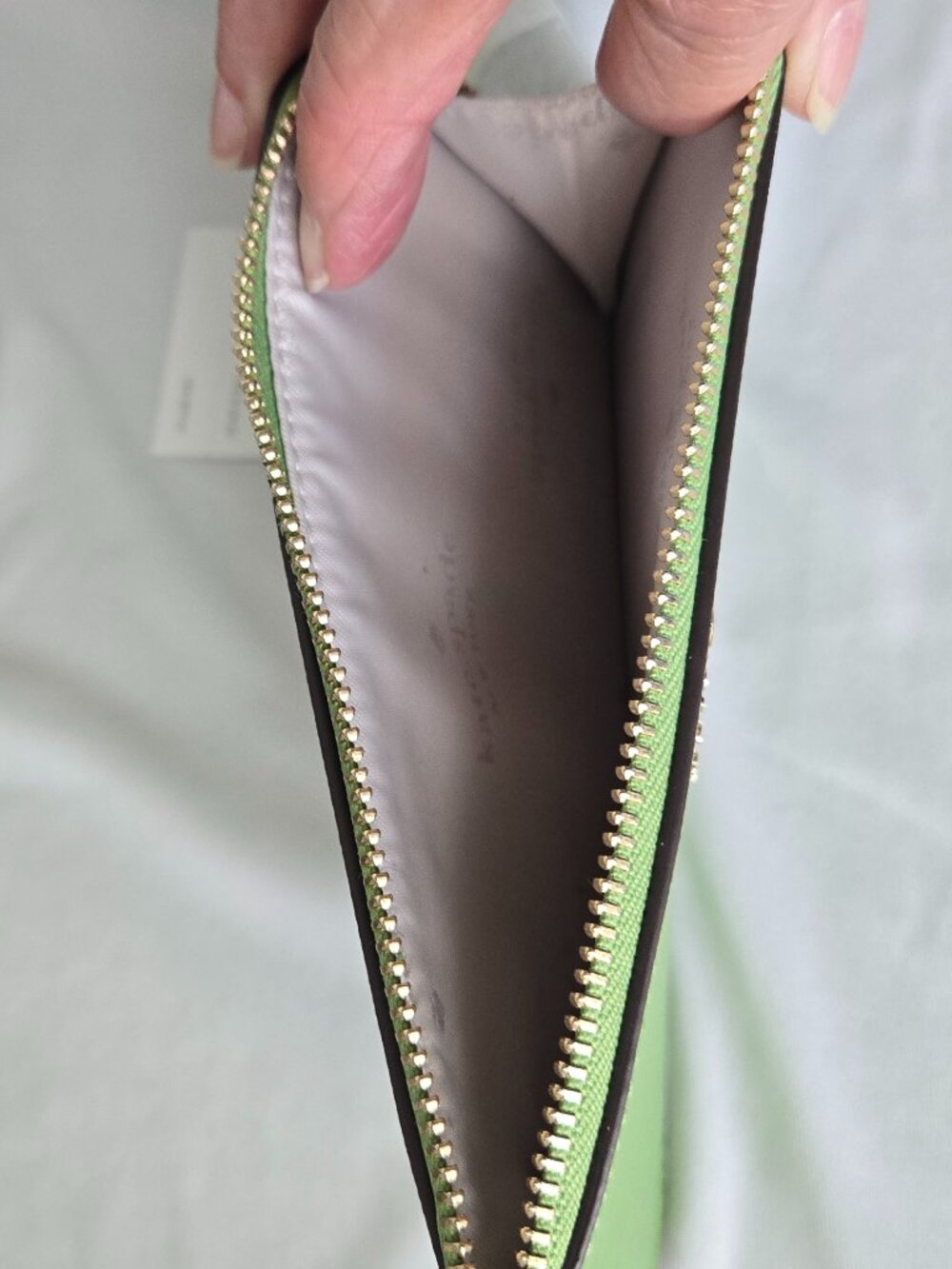 Kate Spade Lucy Small Zip Wristlet -Turtle Green - Picture 4 of 5